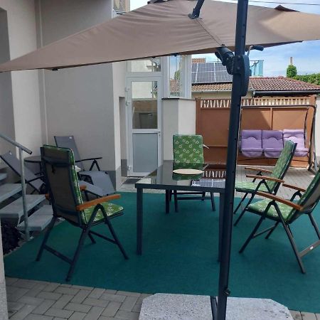 V Centru Appartement Lanžhot Buitenkant foto