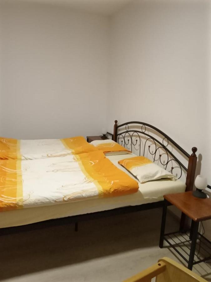 V Centru Appartement Lanžhot Buitenkant foto